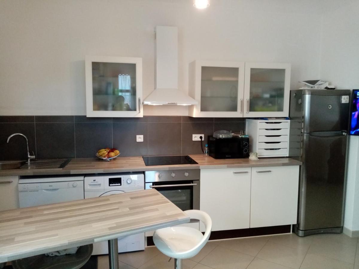 Appartement cours Bonaparte Sartène Extérieur photo